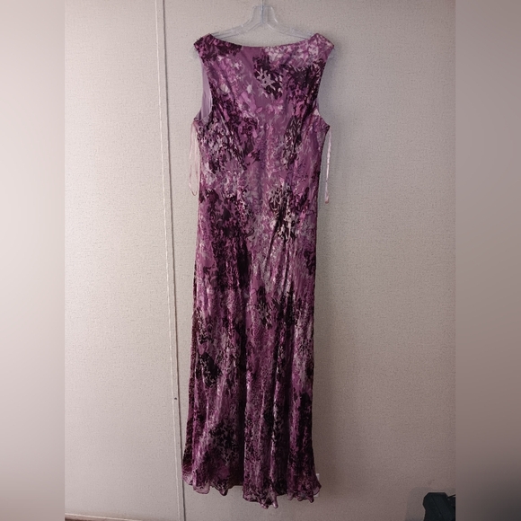 Vintage 2000s Plus Size Alex Evenings Purple Velvet Maxi Dress - Picture 4 of 4